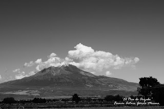 Vista del pico de orizaba o citlaltepec desdes Cuesta Blanca - La vida en disparos - Blog de fotografia