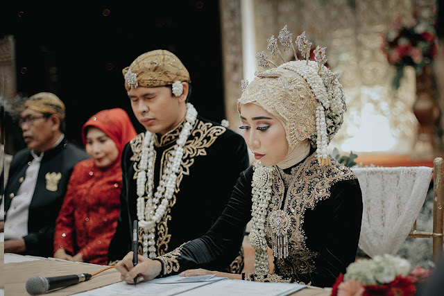 foto wedding di gedung granadi jakarta, jasa foto wedding murah, foto wedding jakarta, foto wedding depok, foto wedding tangerang,jasa fotografer jakarta, video wedding clip,wedding photography jakarta