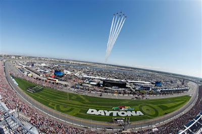 The Thunderbirds perform a flyover prior to the start of the Monster Energy #NASCAR Cup Series 60th Annual Daytona 500.