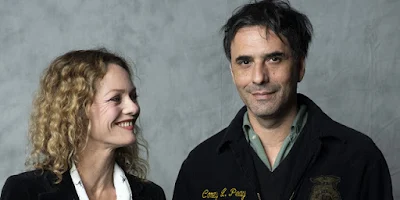 Musique: Le mariage très discret de la chanteuse Vanessa Paradis avec l'écrivain Samuel Benchetrit