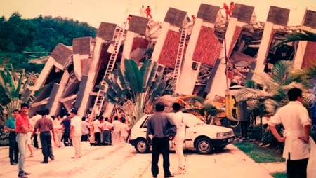 JKKKP KG.PELET & KG.PETANI: Tragedi Highland Tower 11 