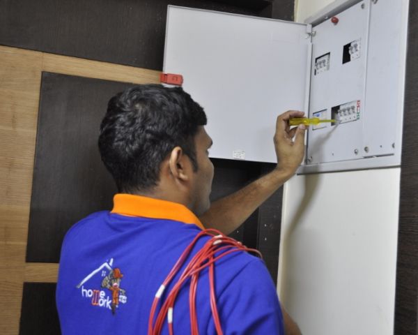 Electrician on Call in Delhi