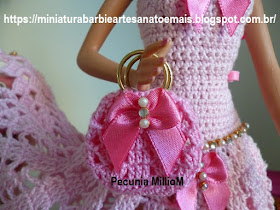 Vestido de Pontas em Crochê Com Chapéu e Bolsa Para Barbie por Pecunia MillioM 8