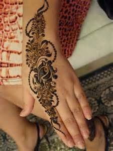 Best Eid Mehndi Designs & Henna Patterns For Full Hands 2015