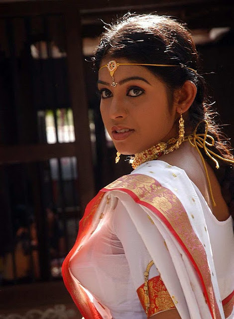 Hot Tollywood Actress Prathishta White Wedding Saree Photos south indian 