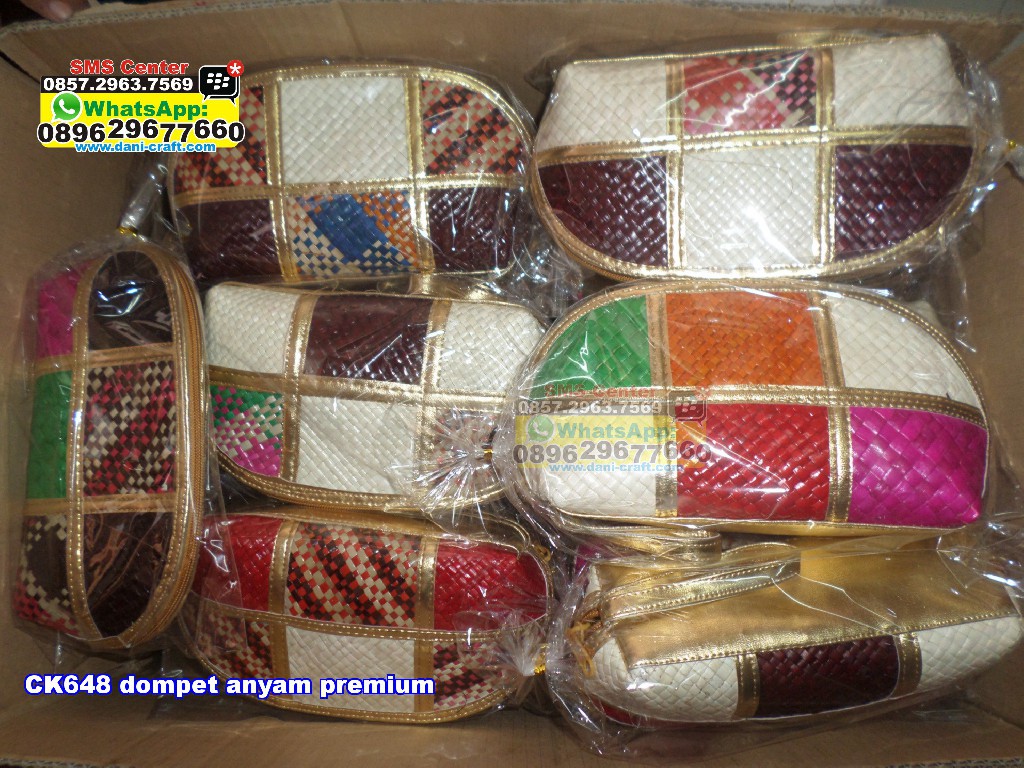 Dompet Anyam Premium Souvenir Pernikahan 