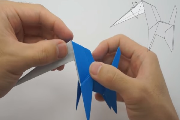 Cách gấp ngựa một sừng theo phong cách Origami