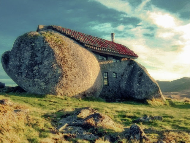 Rumah Batu, Portugal