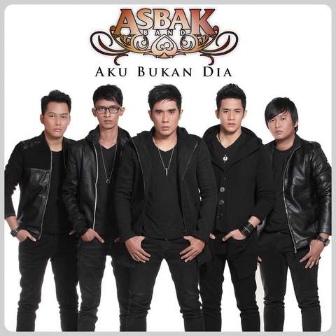 Lirik Lagu Asbak Band - Aku Bukan Dia