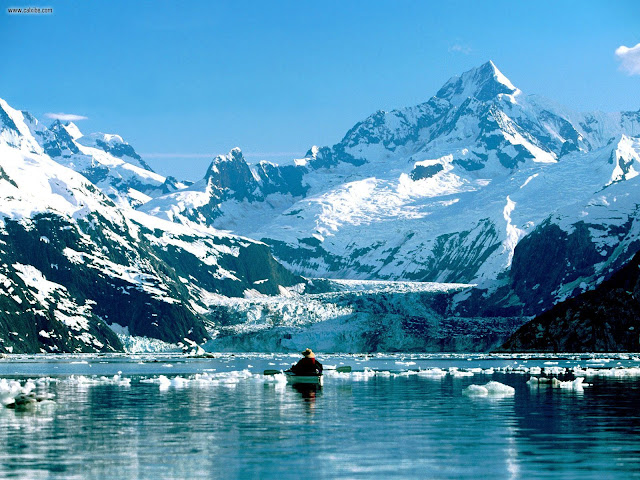 Glacier Bay Sea Kayaks is the concession in Glacier Bay National Park, Alaska, offering guided or unguided day kayak adventures, kayak rentals and outfitting. We are a small, locally owned business located in Gustavus, Alaska, that has been helping experienced, independent campers plan their multi-day kayak trips in Glacier Bay since 1978.