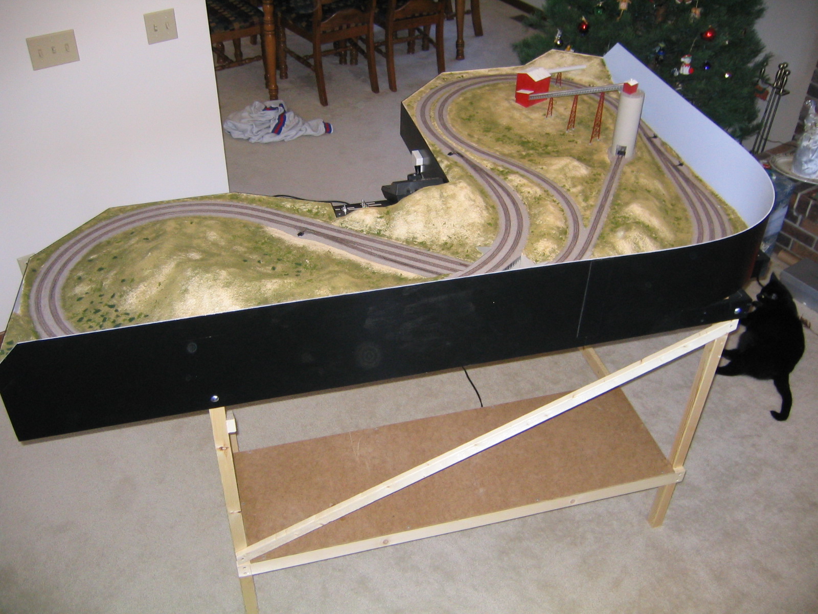 Scale Addiction: More Photos of my First N Scale Model Railroad