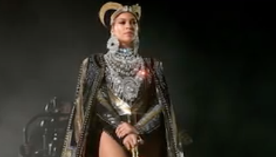 Beyoncé Didn't Let Near-Wardrobe Malfunctions Stop Her Coachella Momentum