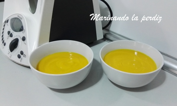 Crema de calabaza, puerro y zanahoria en Thermomix