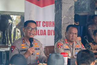 Kapolresta Dampingi Kapolda DIY Dalam Program Jumat Curhat di Malioboro