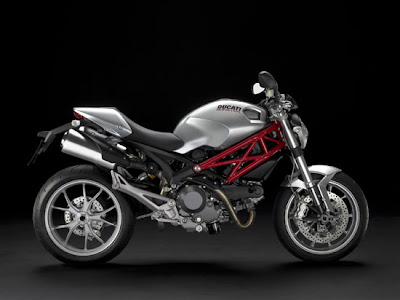 2010 Ducati Monster 1100