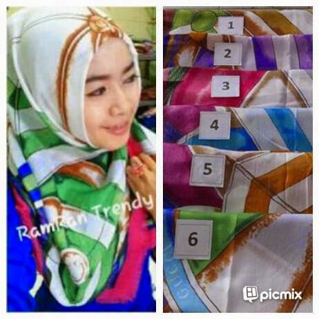 Segi Empat Hanna Tirex motif payung Trend Hijab Terbaru