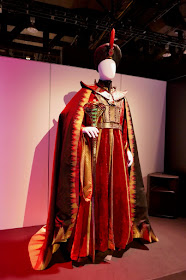 Marwan Kenzari Aladdin Jafar film costume