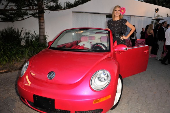 2009 Barbie Volkswagen Beetle convertible