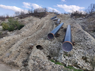 A huge mess caused by the gas pipeline work