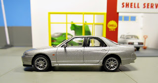 Tomica Limited Vintage  LV-N151a   Nissan Skyline GT-R Autech  