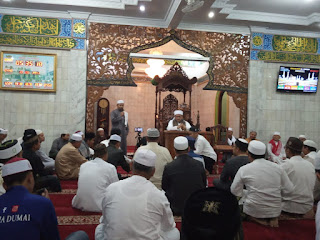 Beramal Dengan Madzhab Syafi'i 