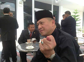 Image result for gambar nazri aziz