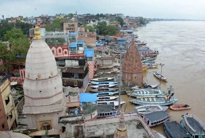 वाराणसी: गंगा के तटवर्ती क्षेत्रों में बाढ़ से काफ़ी राहत, लेकिन बढ़ गईं ये परेशानियां   