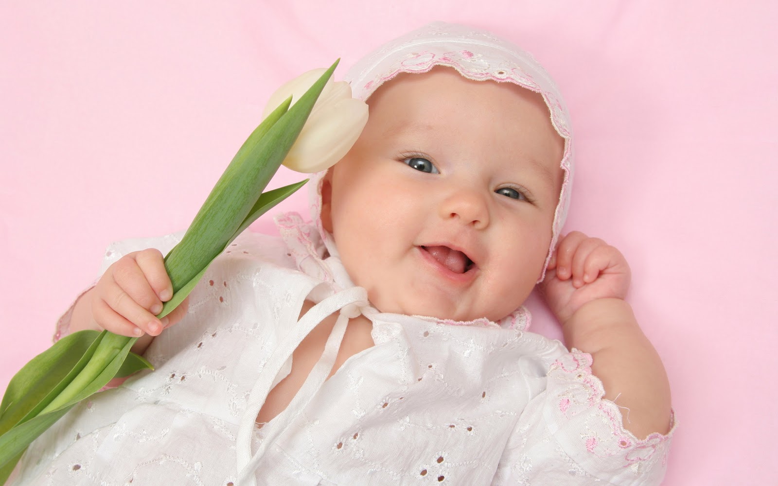 Free Sweet Cute  Babies  Smile  Desktop  Wallpapers  HD