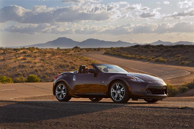 Nissan New Car - Now see open sky, moon and stars 
