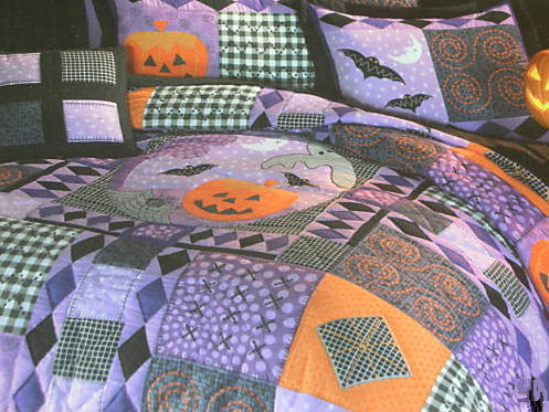 Bedspreads Matelasse on Decorative Pillowcases   Shabby Chic And Elegant In Matelasse Fabric