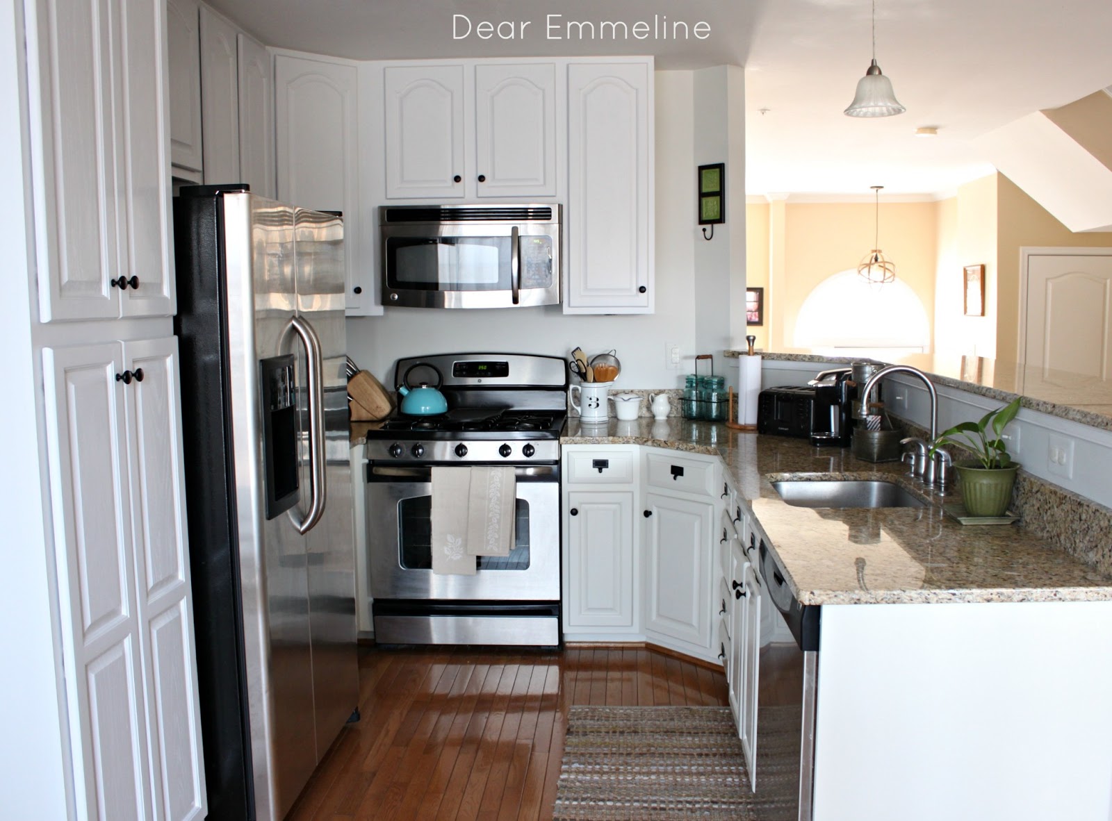 Kitchen Colors With Cream Cabinets