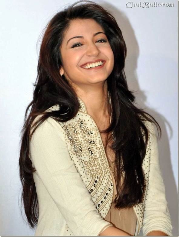 Hot Anushka Sharma Latest Flicks