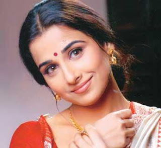 Vidya Balan Hot Saree Pictures