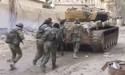  Τρέχουν να σωθούν  τα τέρατα οι ισλαμιστές αντάρτες στην Ανατολική Γκούτα καθώς οι «Τίγρεις» το ειδικό σώμα του συριακού Στρατού μαζί με τη...