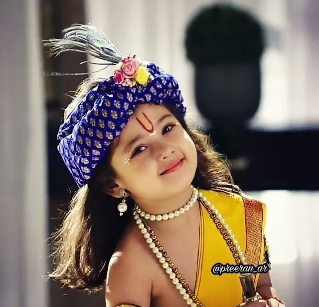 cute krishna dp for whatsapp