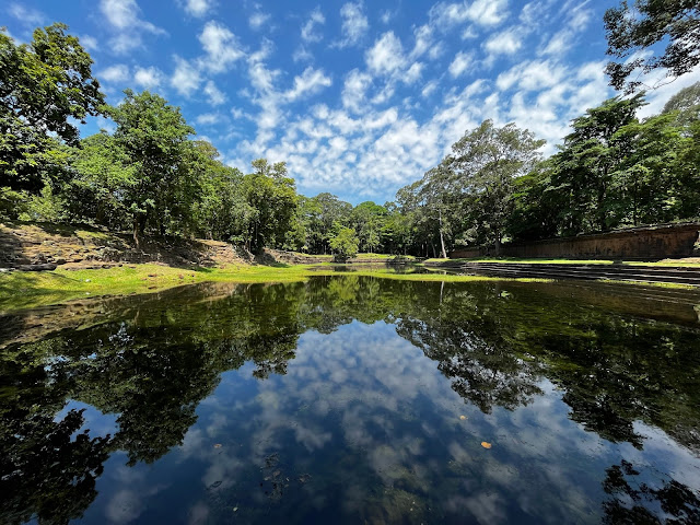 Siem Reap, Kamboçya, Asya, Güneydoğu asya, Ta Prohm, linga, khmer, kimer, tonle sap, bayon, şelale, asya şelaleleri, angkor wat, angkor, angkor thom, bayon, bayon temple, budizm, hinduizm, kamboçyada gezilecek yerler, kamboçya turları, asya turu, asya seyahati, rambutan, seyahat, blog, gezilecek yerler, tomb raider, angelina jolie, mayın müzesi, mayın tarlası, aki ra