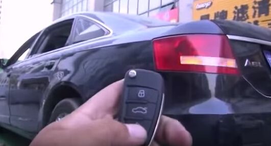 How to use VVDI2 Commander and VVDI PROG to make a new key for Audi A6L-10