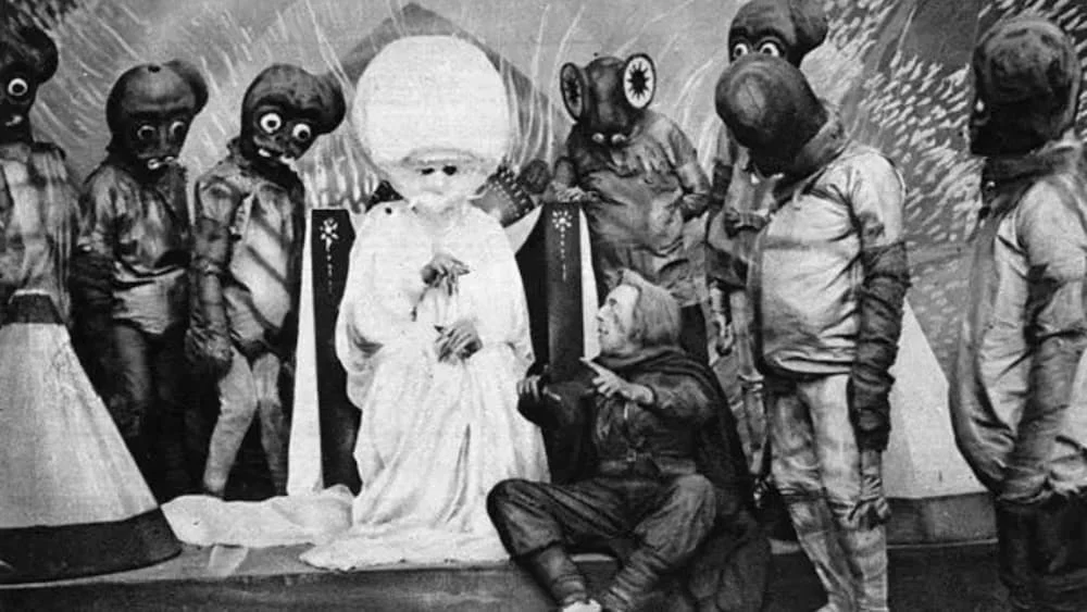 The First Men in the Moon (1919)