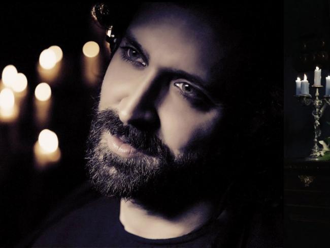 ‘Aishwarya & Hrithik’ In Guzaarish Movie Stills gallery