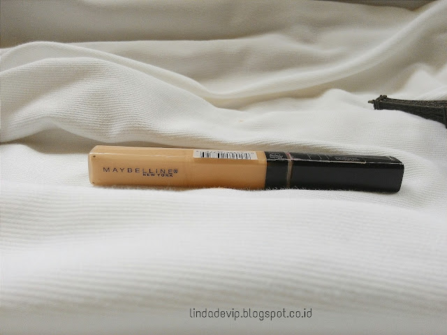 review maybelline fit me concealer medium