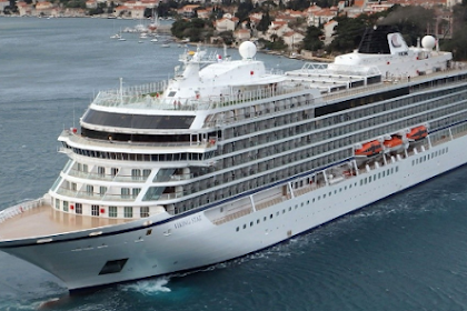 KAPAL PESIAR MV VIKING STAR