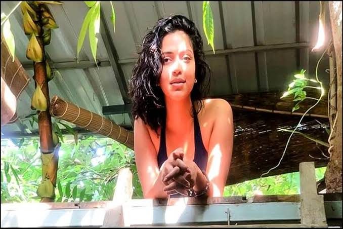 ACTRESS AMALA PAUL HOT BIKINI