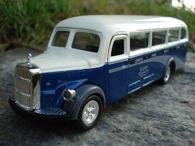 OMNIBUS O3500 MERCEDES BENZ 195055 sunnyside 155 scale 