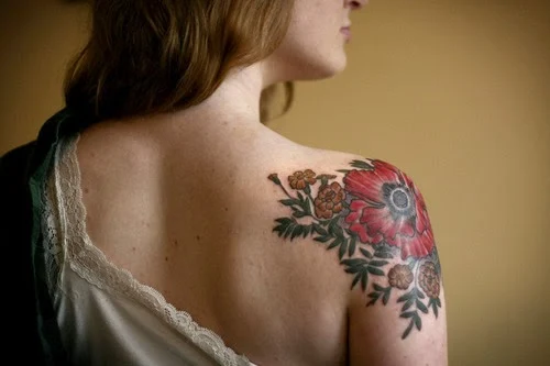Tatuajes en el hombro para chicas