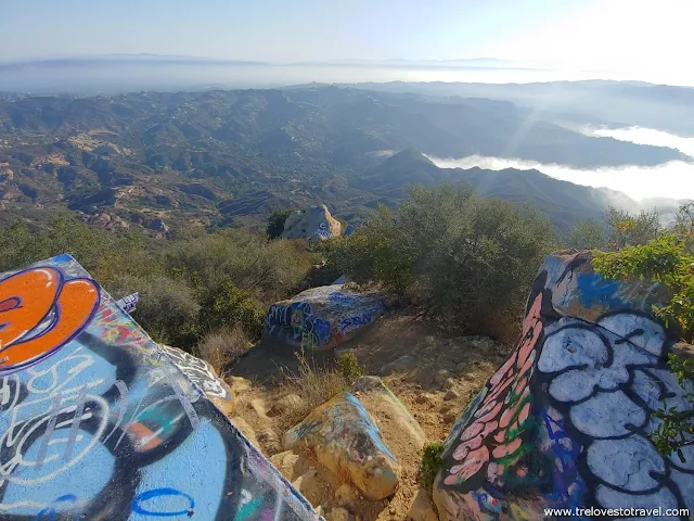 How to get to Topanga Lookout Trailhead California