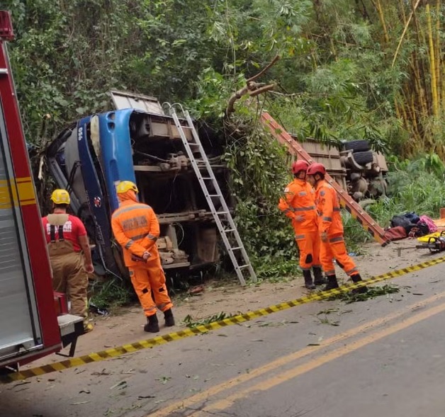 Veja quem são as sete vítimas de acidente com ônibus em Minas Gerais