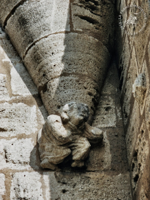 AIGUES-MORTES (30) - Les remparts médiévaux