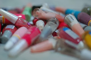 Image: A coleção de esmaltes, by Patricia Oliveira on Flickr