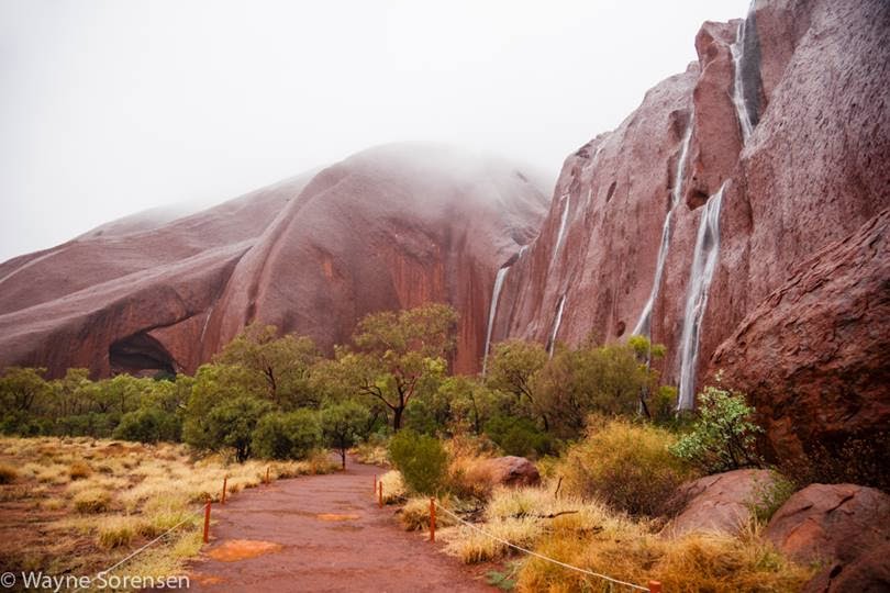 uluru, ayers rock, australia uluru, australia's uluru, australian uluru, ayers rock of australia, australia's ayers rock, australia rocks