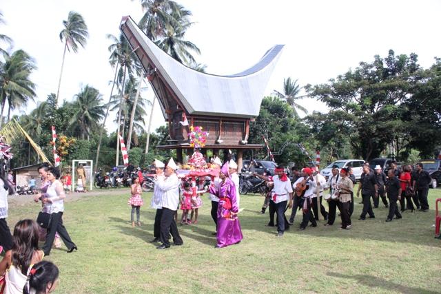 MENJELAJAHI KEINDAHAN KOTA BITUNG YANG EKSOTIS